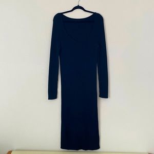 GAP Black midi sweater dress with sweat-heart neckline & long sleeves. XL